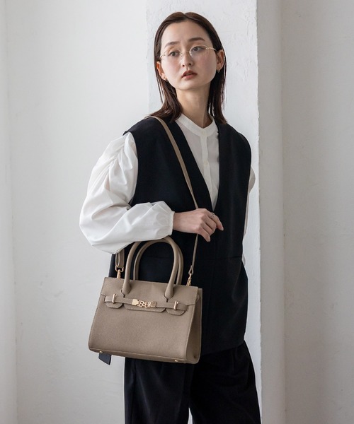 VitaFelice（ヴィータフェリーチェ）の「本革ベルトデザイン2way