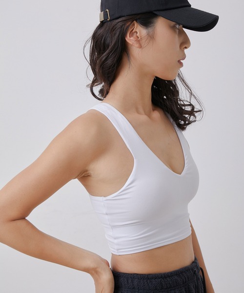 Alo Yoga（アロヨガ）の「【alo】AIRBRUSH REAL BRA TANK エアブラシ