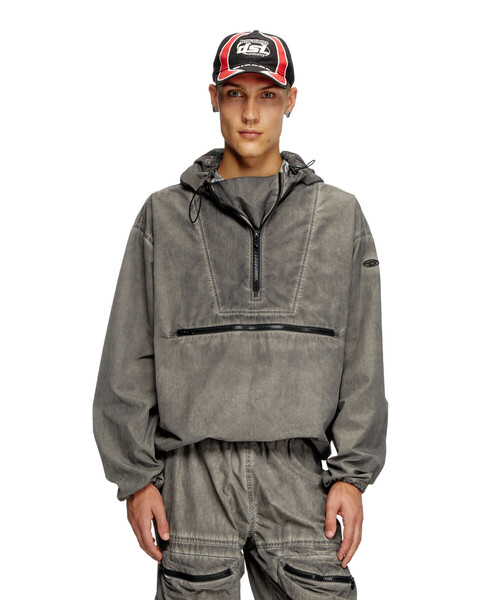 DIESEL（ディーゼル）の「メンズ ナイロン ハーフジップ ジャケット J