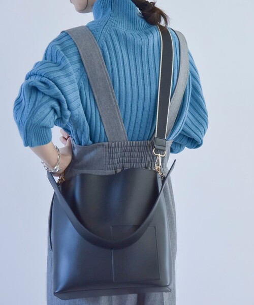 quaranciel: ライン 2way ショルダー バッグ（ショルダーバッグ