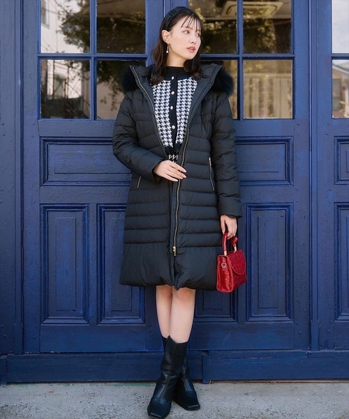 SWINGLE（スウィングル）の「FOXファー付エレガンスロングダウンコート