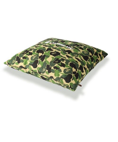 A BATHING APE（アベイシングエイプ）の「ABC CAMO A BATHING APE