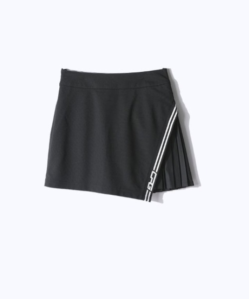 CPG GOLF（シーピージーゴルフ）の「asymmetric pleated skirt