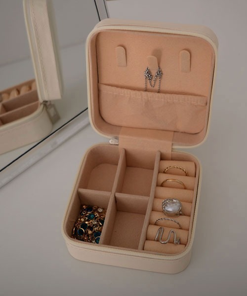 セール】【resonance】シンプルデザイン アクセサリーケース