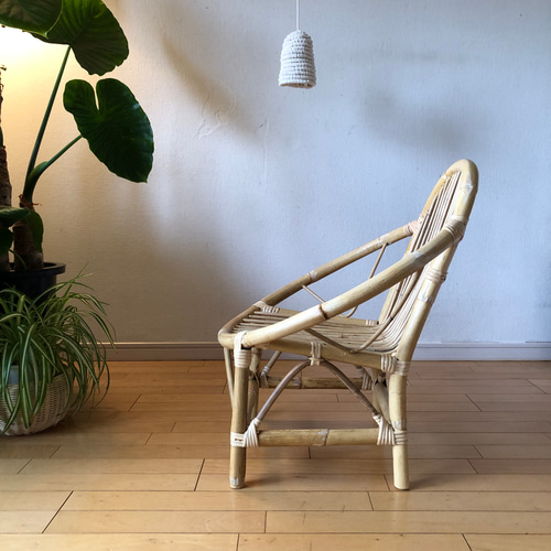 特集掲載 限定10脚の再販ラタンアームチェア+座布団 椅子（チェアー