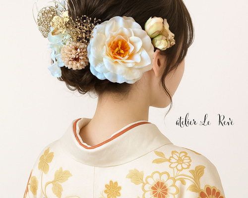 バニラホワイト椿髪飾り 成人式 卒業式 結婚式 振袖 袴 白無垢 色打掛