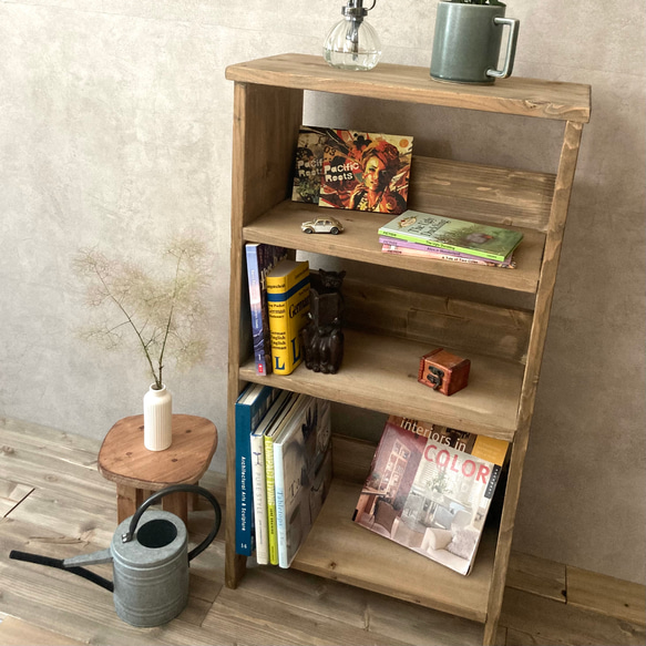 本棚 キャビネット 木製 収納棚 四つ脚 アンティーク風 ブックシェルフ