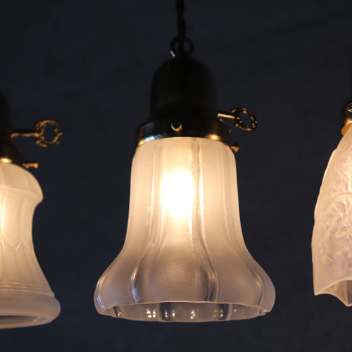 アンティーク天井照明｜ストライプ&蕾型USAヴィンテージフロストガラス