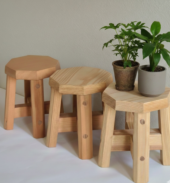 空間を彩るミニ台(八角) 飾り台 供物台 飾り台 フラワースタンド 撮影