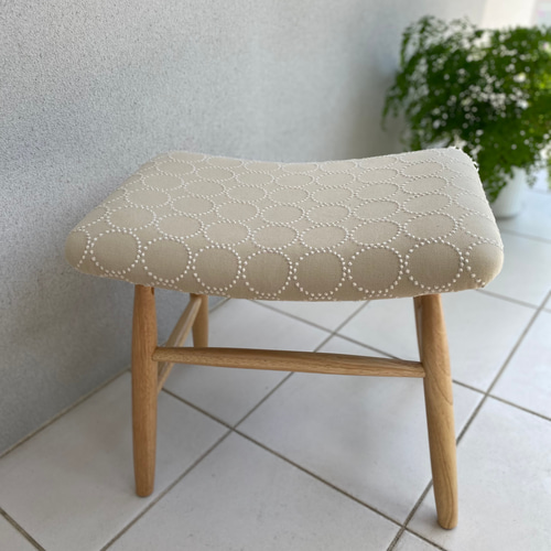 ミナペルホネン タンバリン dop エクリュ スツール ハンドメイド 椅子