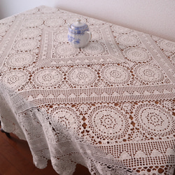 ☆お取り置き商品☆ ドイツの手仕事/優しいアイボリー色の手編みレース