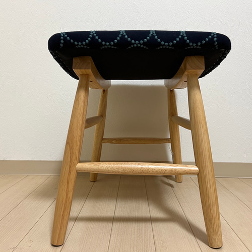 ミナペルホネン スツール タンバリン 丸脚 【 新インディゴ/ダーク