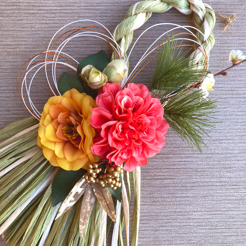 数量限定【お正月】ダリアと椿のタッセル型しめ縄リース グリーン