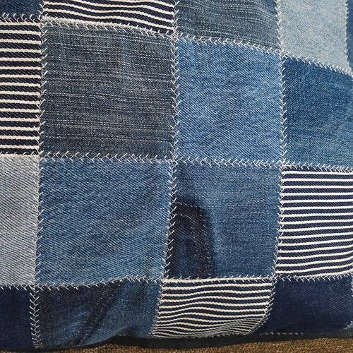 52）クッションカバー デニム パッチワーク 45×45 リメイク ジーンズ