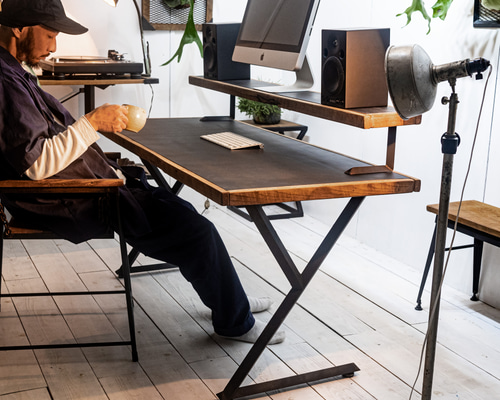 Black iron & Old oak work desk Y edge legs アイアン家具 ワーク