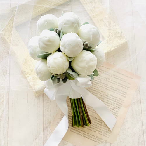 芍薬蕾ブーケ シャクヤク ピオニーブーケ クラッチブーケ ウェディング
