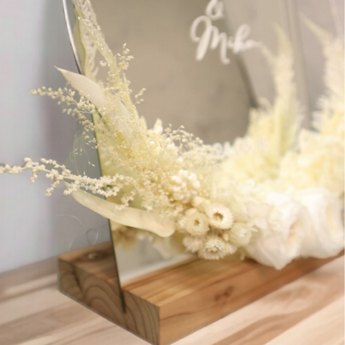 ドライフラワー × ウェルカムボード 結婚式 鏡 花 ミラー ウェディング