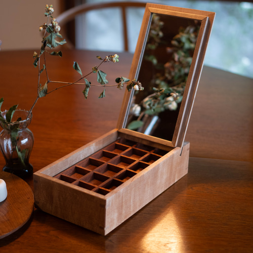 木の温もりのジュエリーボックス（かえで） 木製ジュエリーボックス