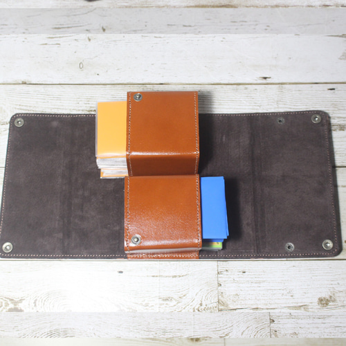 これ一つで2デッキ分！ レザーデッキケース ティラミス 本革 牛革 名刺