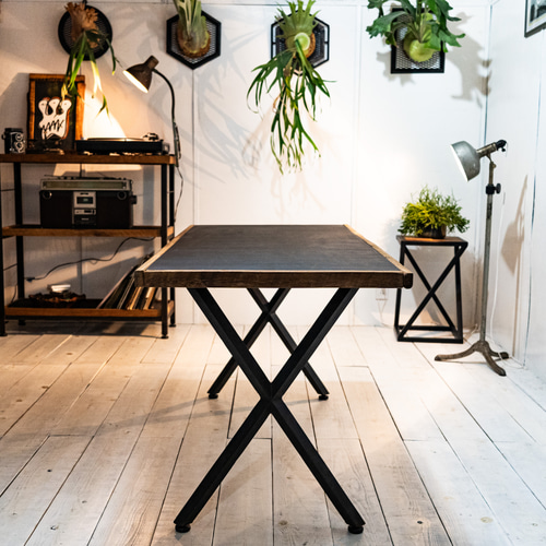 Black iron & Old oak work desk X アイアン家具 インダストリアル家具