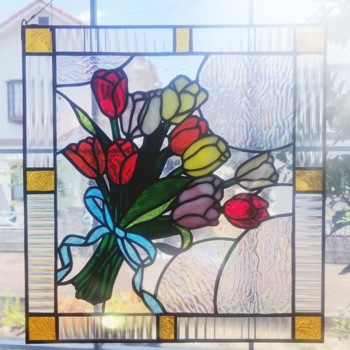 ステンドグラス チューリップの花束モチーフのパネル(特大サイズ