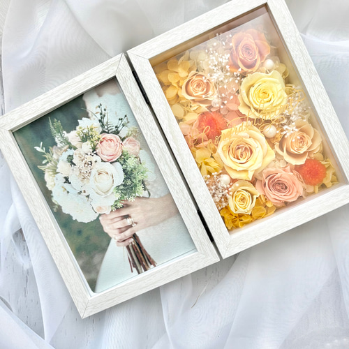 プリザーブドフラワーのフォトフレームアレンジ（ビタミンカラー