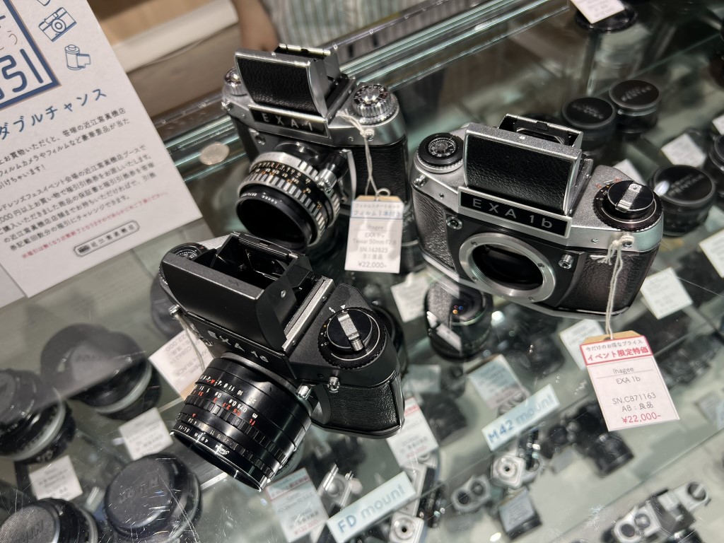 EXA1が可愛すぎる！ウェストレベルファインダー・デビューは君に決めた