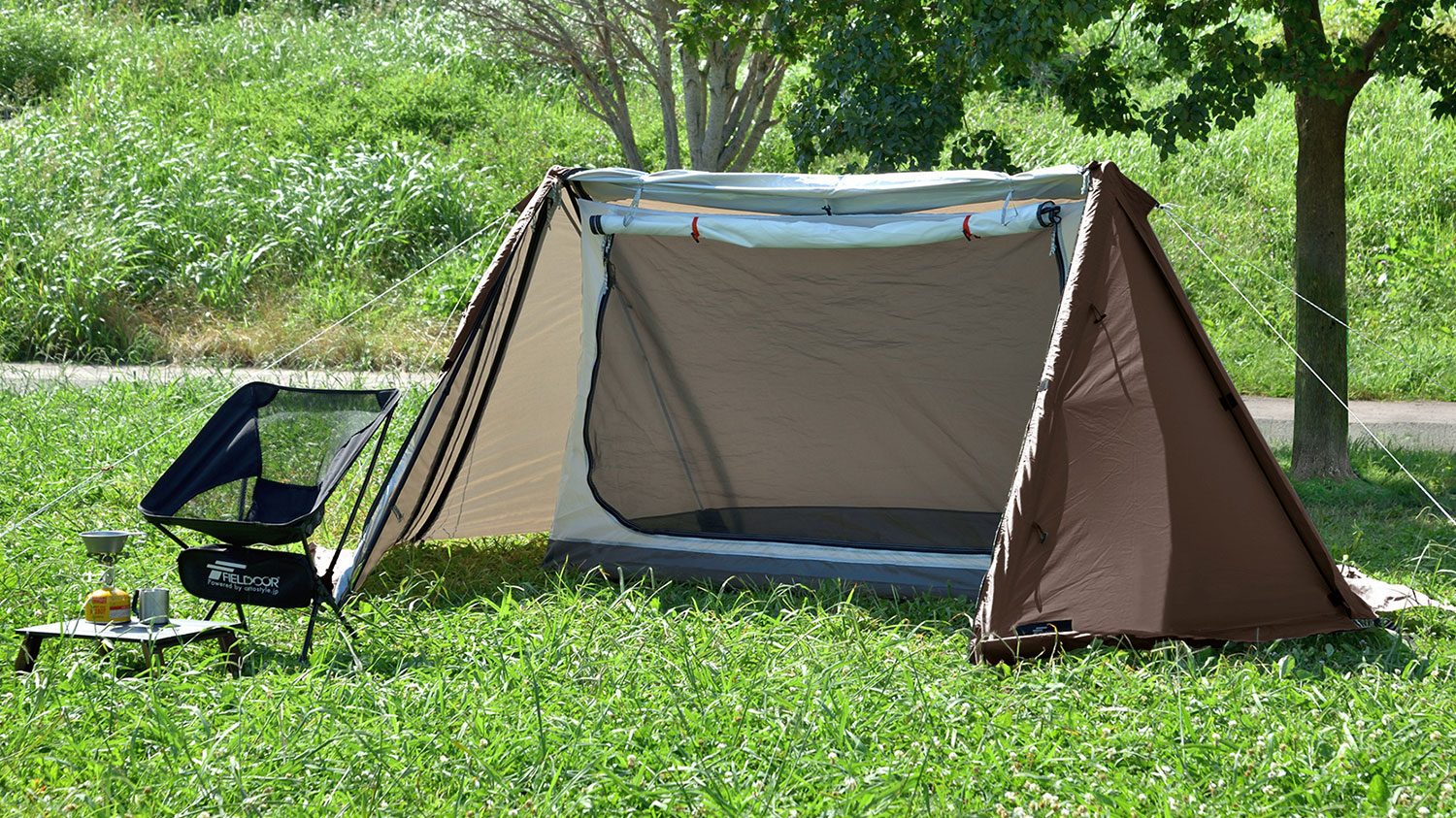 フィールドアから二股ポールのソロ用パップテント「パップテント 320