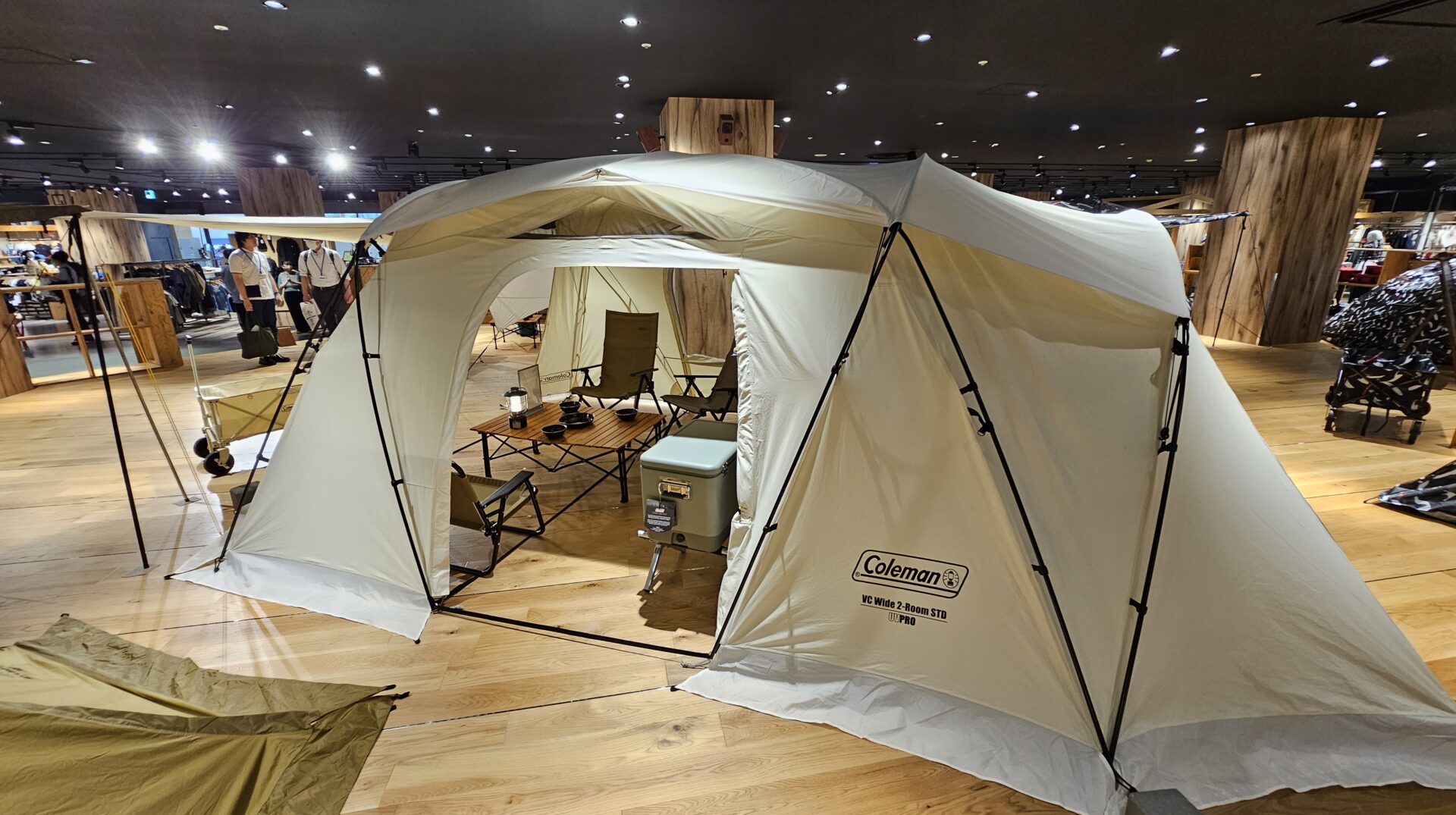 コールマン×アルペンアウトドアーズ 2023限定モデル「デザートサンド