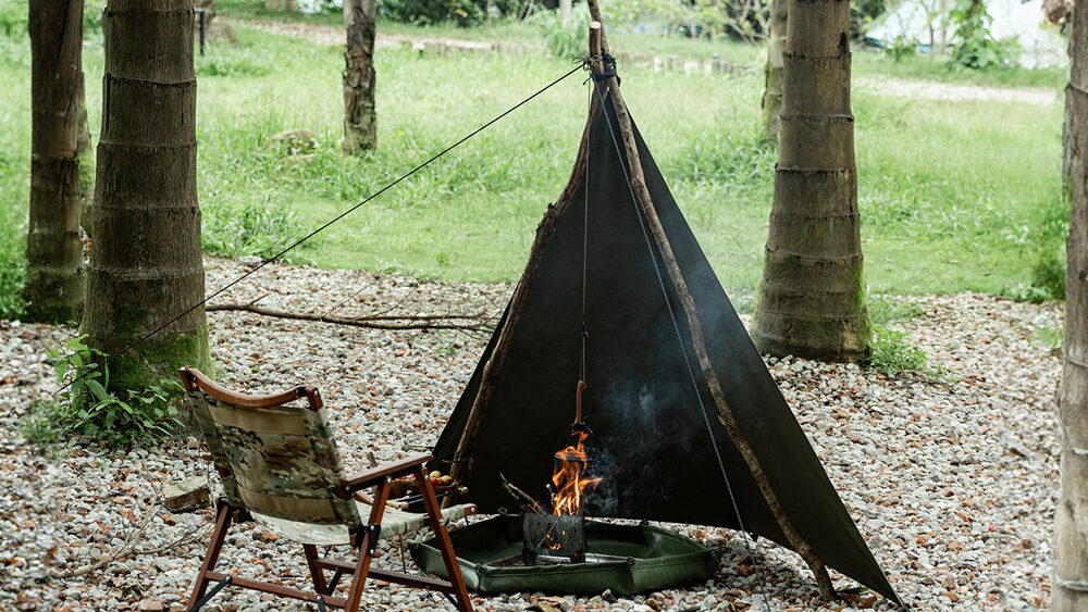 OneTigrisからTC素材の「三角焚き火陣幕」登場 | キャンプレビュー