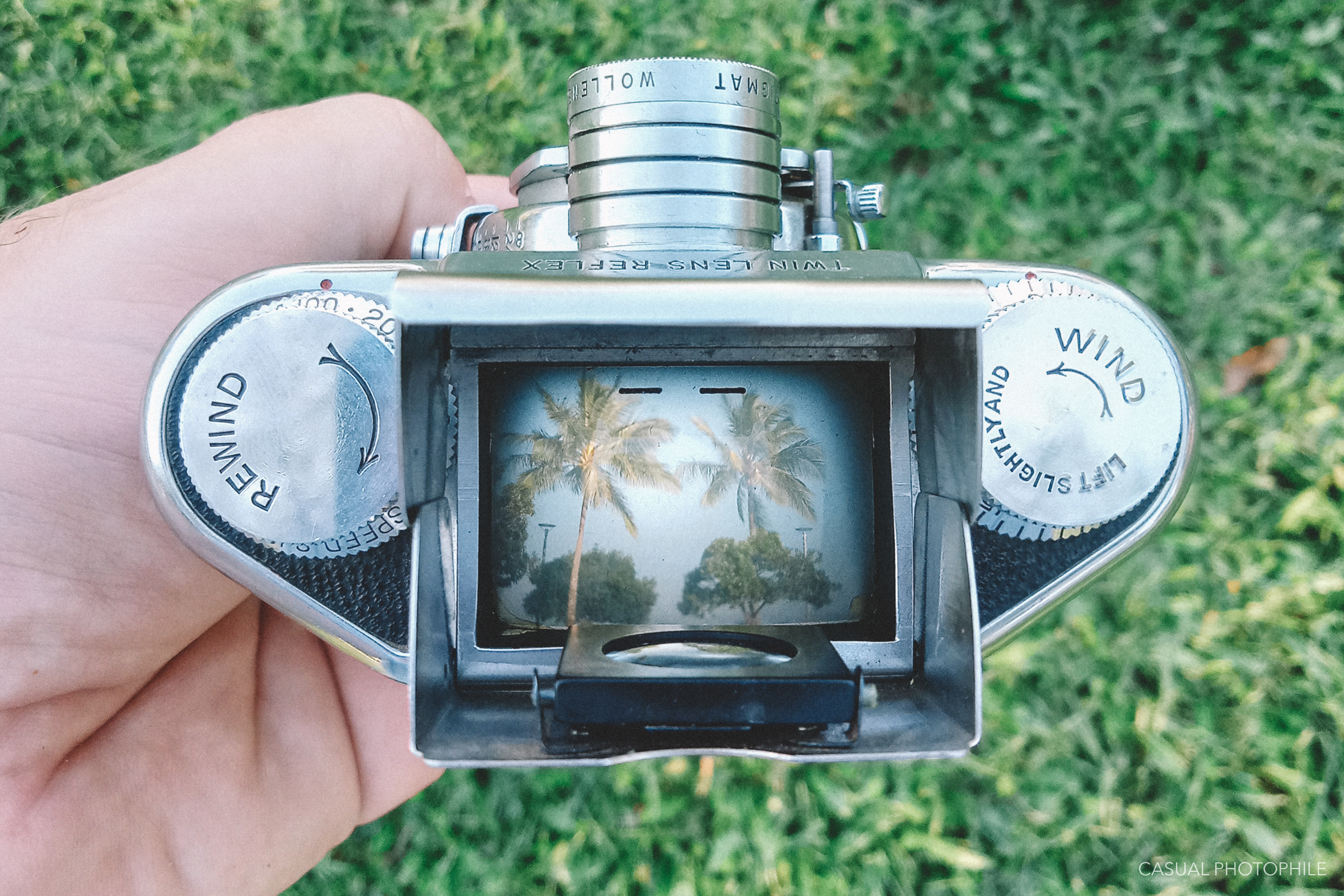 The Bolsey Model C - a Unique 35mm Twin Lens Reflex Rangefinder Camera