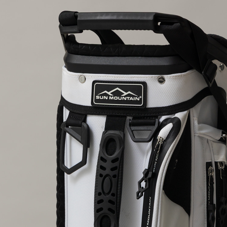 機能的キャディバッグのパイオニア〈SUN MOUNTAIN〉初のカスタム