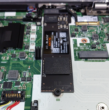 ThinkPad X13 Gen2のSSD換装してOS再インストール - treedown's Report