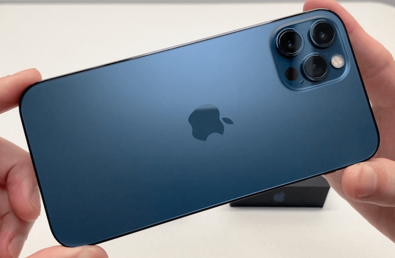 実機レビュー】iPhone 12 Pro パシフィックブルー（青色）のデザイン