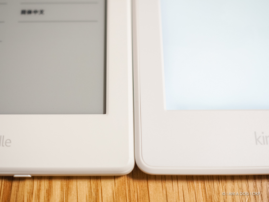 Kindle Paperwhite 32GB マンガモデルと無印Kindleを購入して比較して