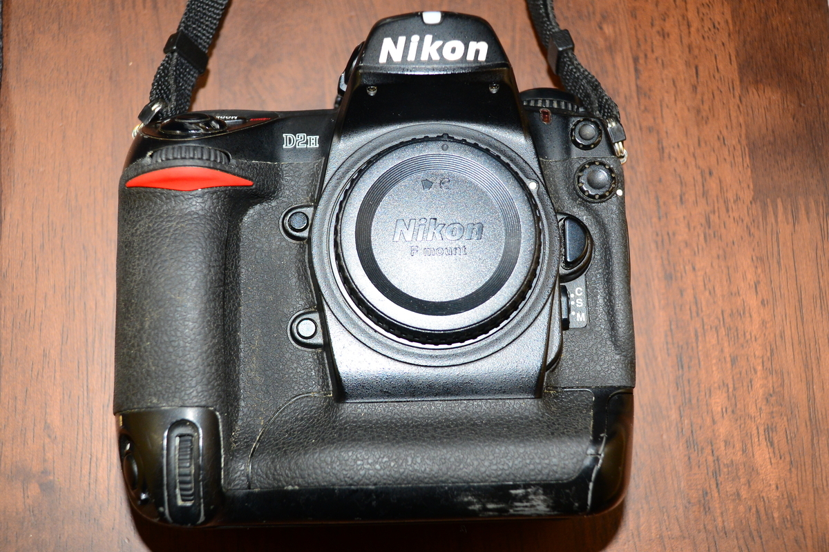 フルサイズ機のサブ機にいかが？『Nikon D2H』レビュー！ - れとぶるブログ