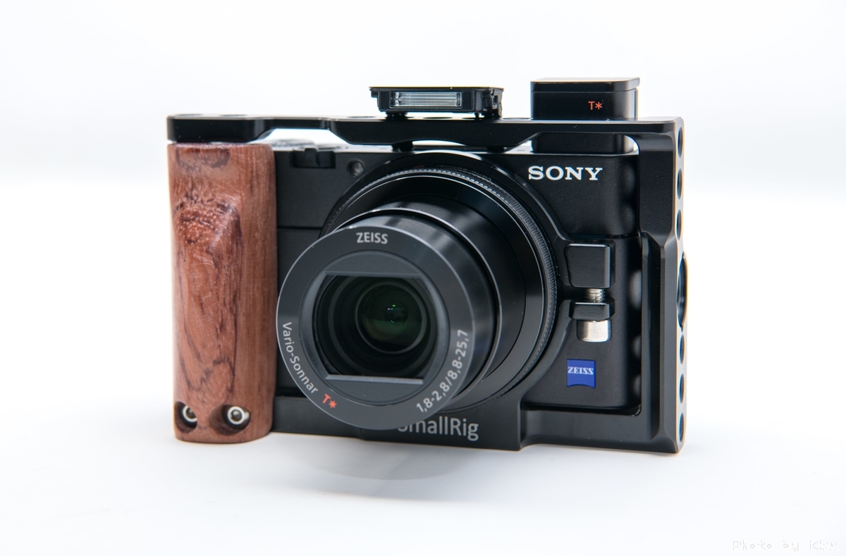 撮影機材】SONYのコンデジ「RX100M5A」にSmallRigのリグを取り付けら