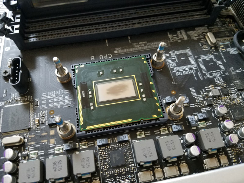 動作商品2009 Mac pro CPU2基タイプ Mac Pro 2009 A1289 Apple QC Xeon 2.26GHz *2/8GB/1.5TB/GeForce GT