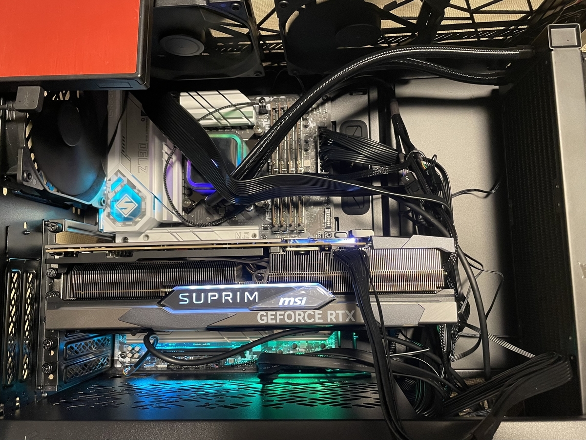 つよつよ自作PC作成日記 ~RTX4090で最強の推論環境を作る~ - ABEJA