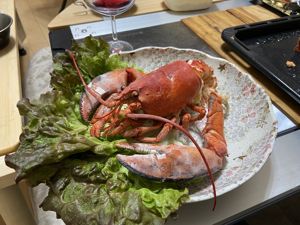 スノーピーク(snow peak) コンパクトスモーカーでスチームロブスター