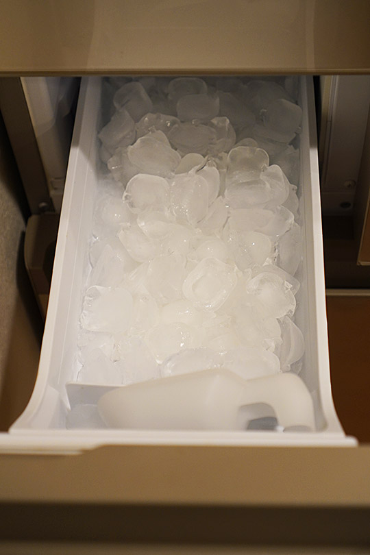 新しい冷蔵庫を購入しました：Panasonic NR-E455PX レビュー - sunsun