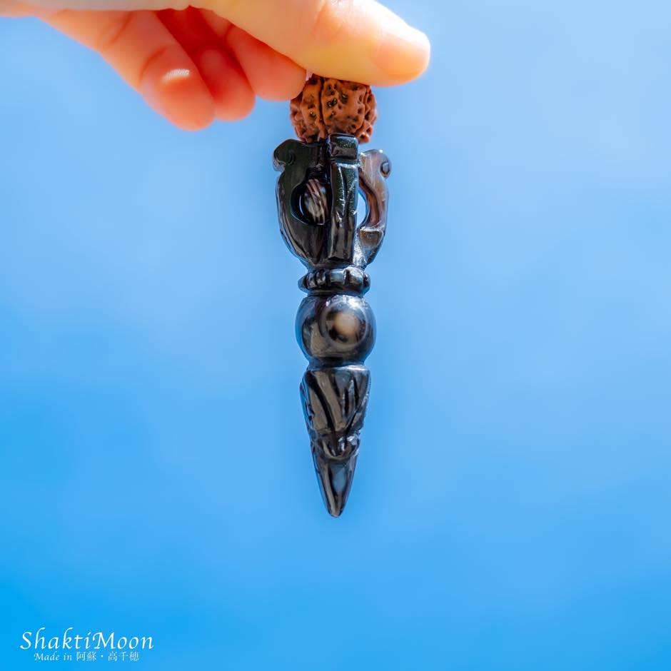 厄除け・魔除け・グラウンディングの強力なお守り！天眼石 プルパ