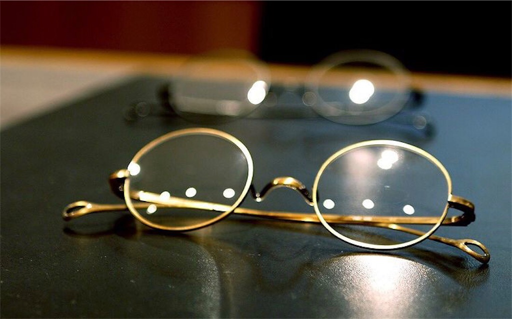 最も日本人に似合う丸眼鏡【金子眼鏡「井戸多美男作」】 - MEGANE