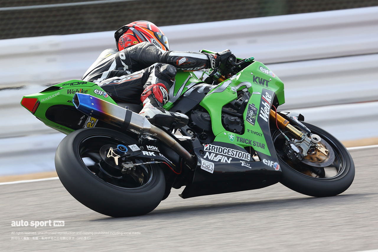 渡辺一樹がカワサキZX-10RRで初走行。Team Kawasaki Webike Trickstar
