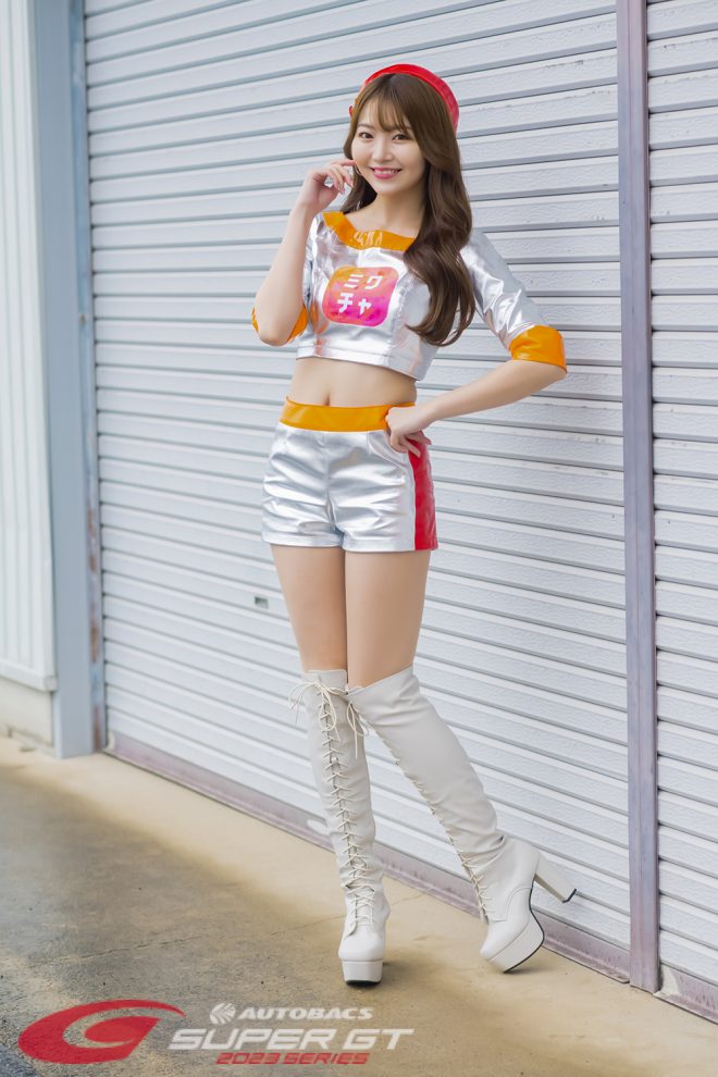 石鳥まい | autosport web