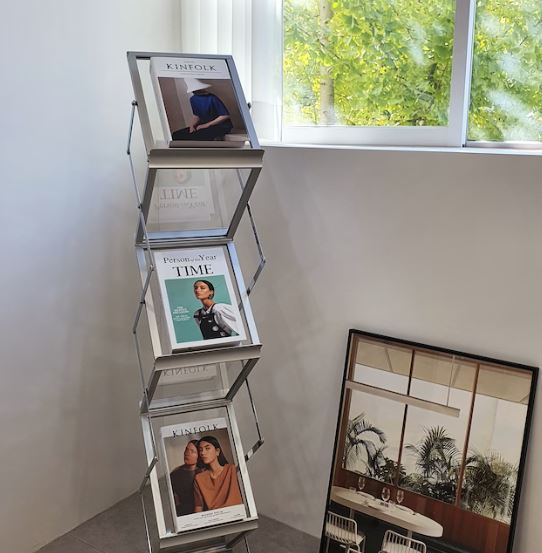 ミッドセンチュリーモダン 折りたたみマガジンラック [LADAMINO] (棚