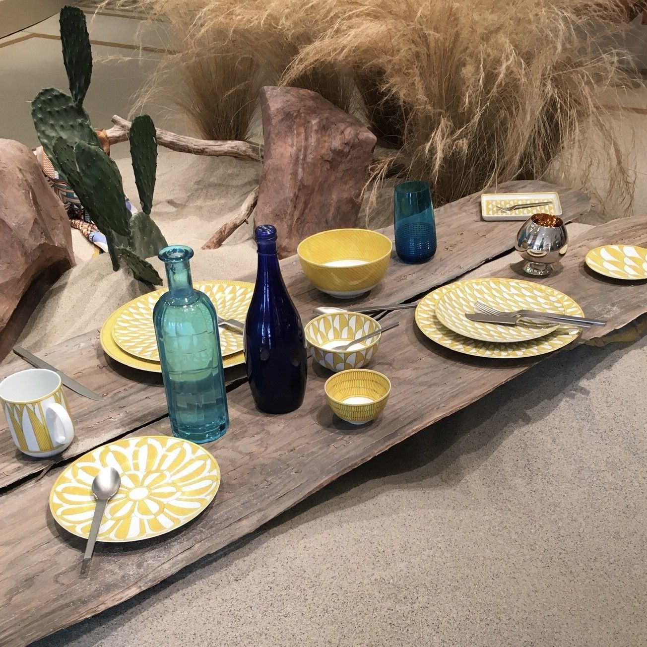 取り寄せ可能！エルメス食器「ソレイユドゥエルメス(Soleil d'Hermes