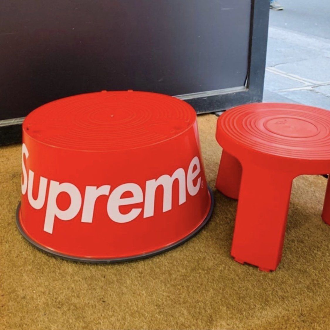 FW20 Supreme Wedo Step Stool シュプリーム ステップ スツール
