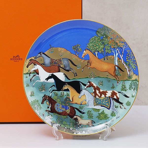 国内即発＊送料込＊HERMES シュヴァルドリアン プレート 32×32 (HERMES