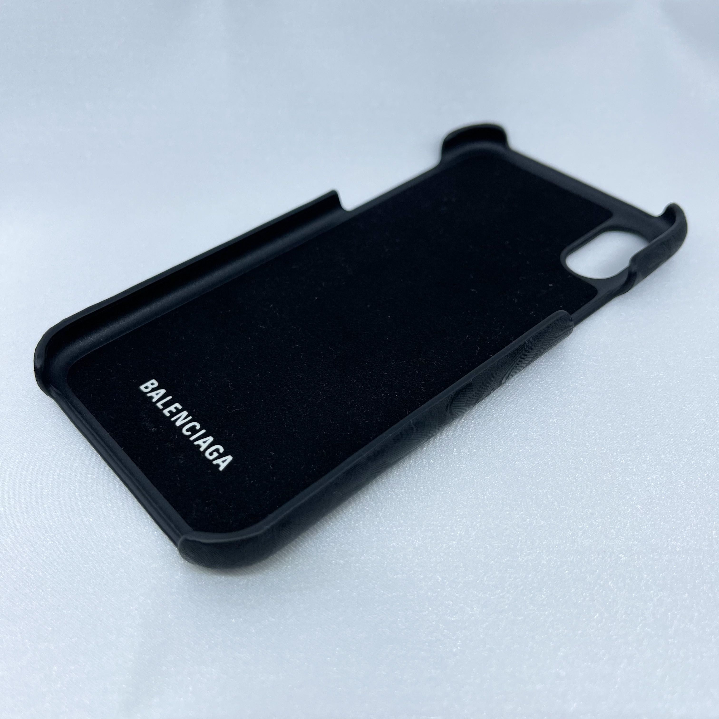 国内即発】BALENCIAGA ☆ iphoneX & XS☆レザーケース☆黒×白